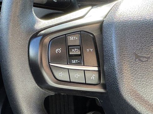 Used 2025 Ford Ranger XL image 19