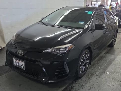 Used 2017 Toyota Corolla SE w/ Carpet Mat Package (TMS) image 2