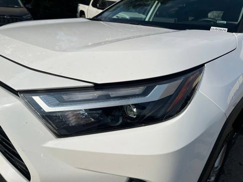 Used 2025 Toyota RAV4 XLE FWD image 10