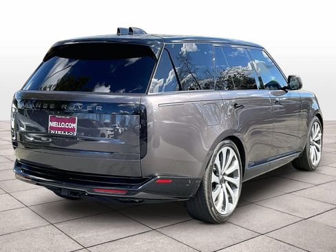 Used 2024 Land Rover Range Rover SE image 15