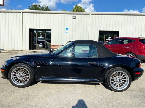 Used 2002 BMW Z3 3.0i RWD image 2