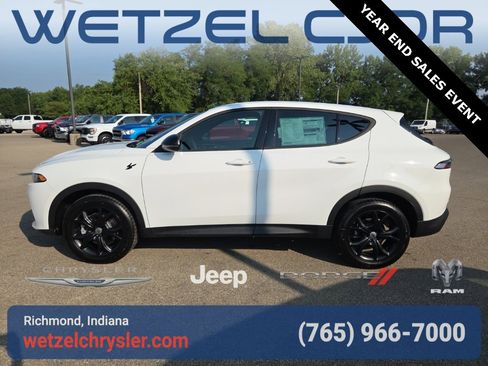 New 2025 Dodge Hornet GT w/ GT Blacktop Package image 4