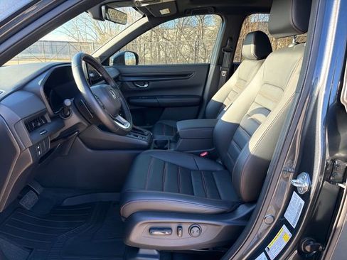 Used 2025 Honda CR-V Sport-L image 9