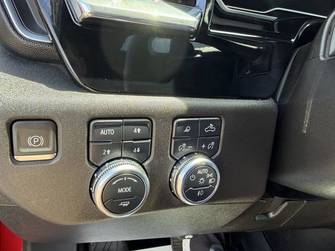 Used 2024 GMC Sierra 1500 Elevation w/ Elevation Premium Package AWD/4WD image 20
