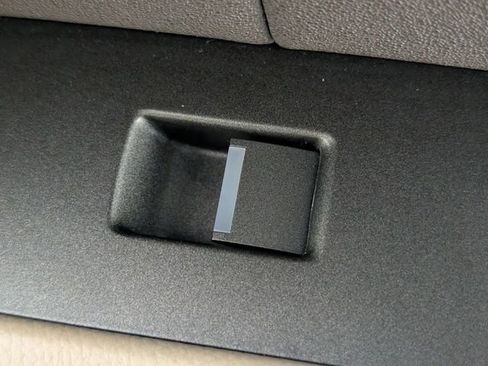 Used 2016 Land Rover Range Rover Evoque SE image 31