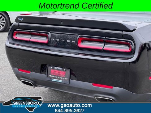 Used 2023 Dodge Challenger SXT RWD image 34
