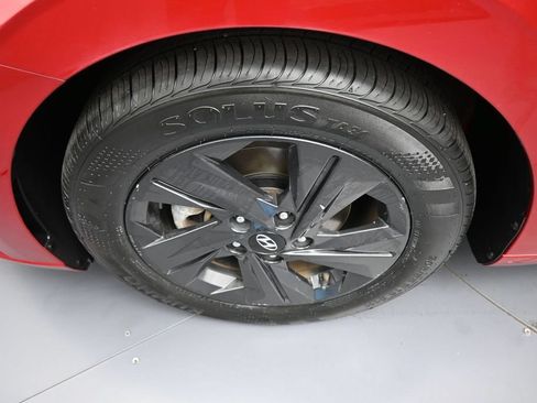 Certified 2021 Hyundai Elantra SEL FWD image 14