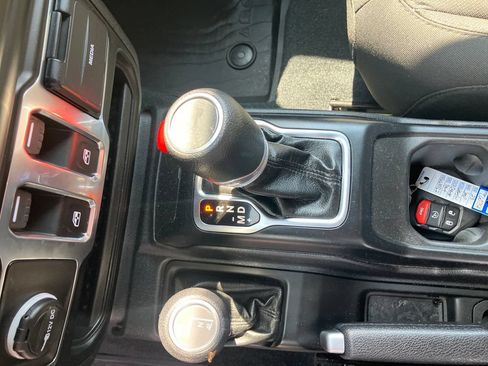 Used 2023 Jeep Wrangler Sport AWD/4WD image 24