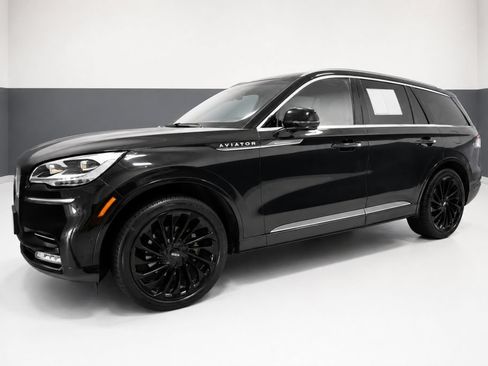 Used 2021 Lincoln Aviator Reserve w/ Equipment Group 210A AWD/4WD image 2
