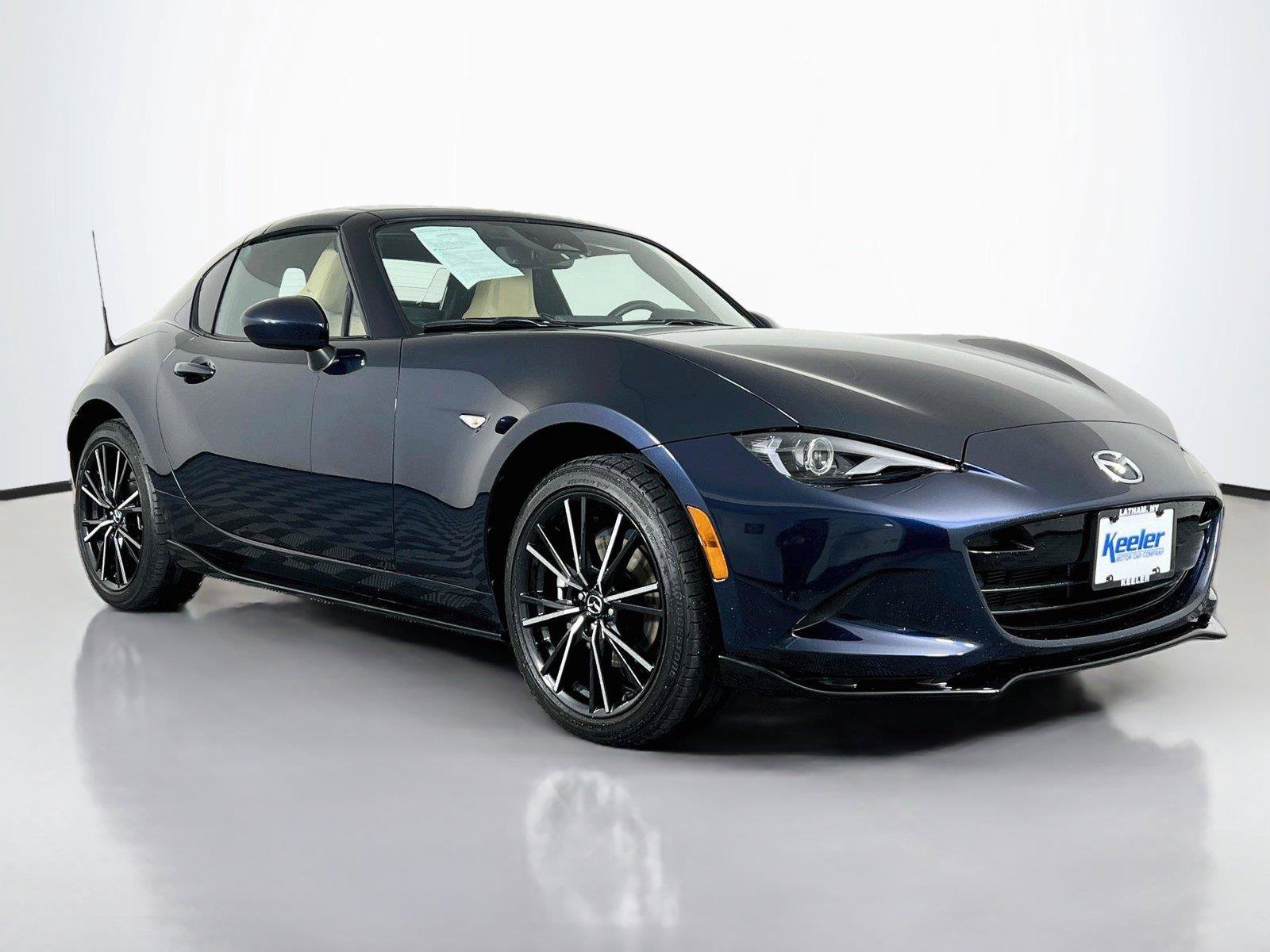 Used 2025 MAZDA MX-5 Miata RF Grand Touring w/ Appearance Package RWD image 8