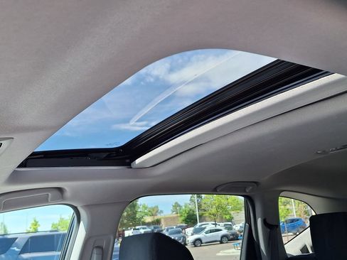 Used 2018 Honda CR-V EX image 25