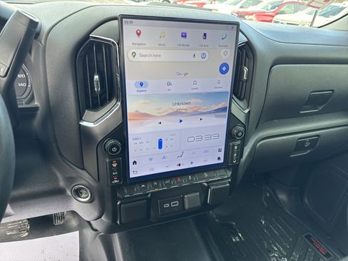 Used 2023 Chevrolet Silverado 1500 Custom Trail Boss w/ 2.7L Blackout Package image 23