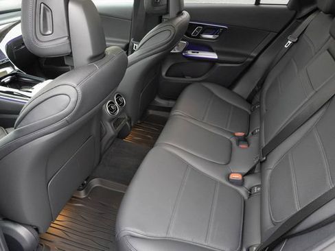 New 2026 Mercedes-Benz GLC 300 4MATIC image 17