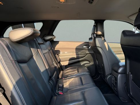 Used 2013 Dodge Durango R/T w/ Leather Interior Group AWD/4WD image 10