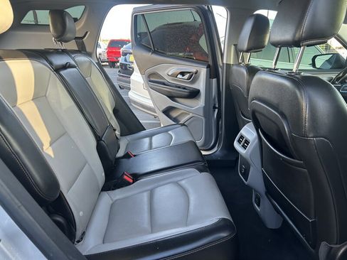 Used 2019 GMC Terrain SLT image 19