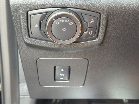 Used 2018 Ford F150 Raptor w/ Equipment Group 802A Luxury AWD/4WD image 11