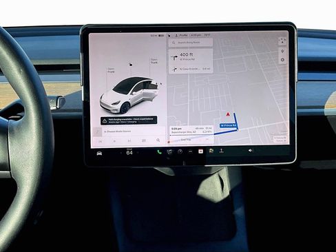 Used 2021 Tesla Model Y Long Range image 6