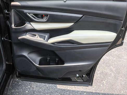 Used 2023 Subaru Ascent Limited image 37