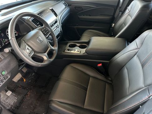 Used 2024 Honda Ridgeline TrailSport image 9