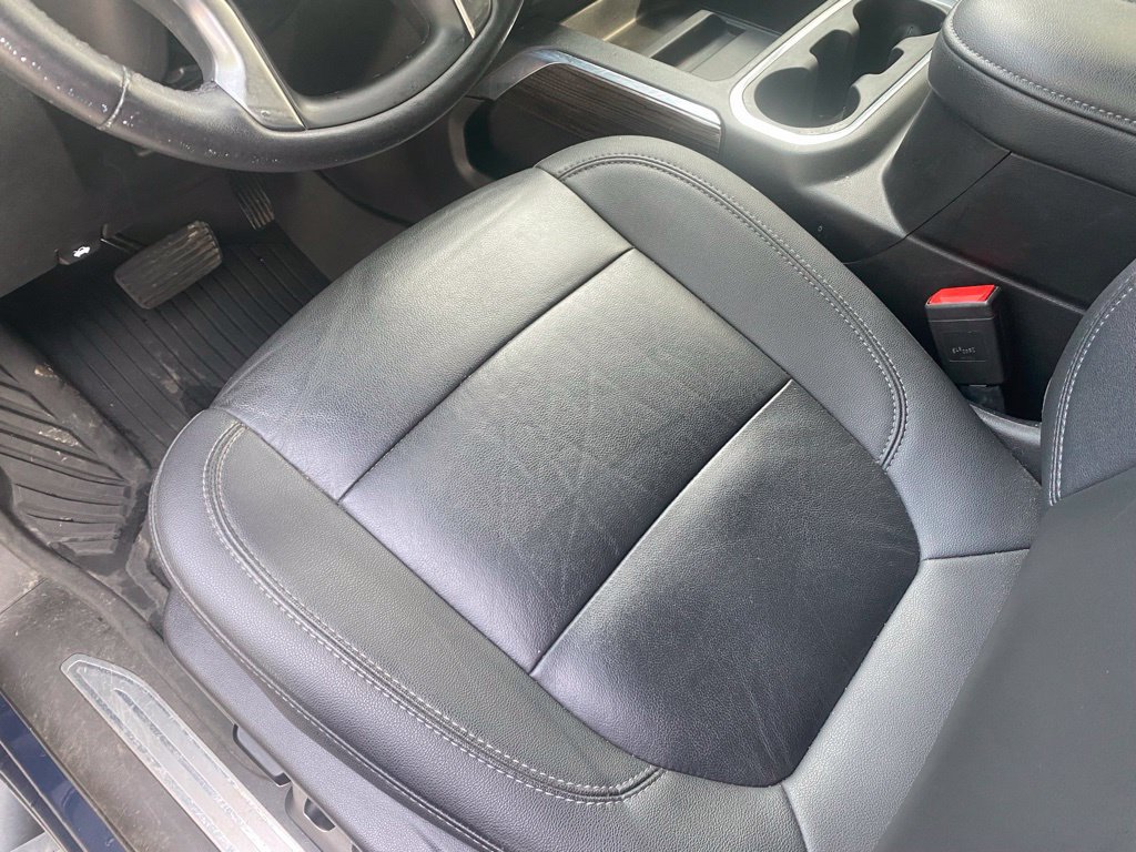 Used 2021 Chevrolet Silverado 1500 LT Trail Boss w/ Convenience Package II AWD/4WD image 18