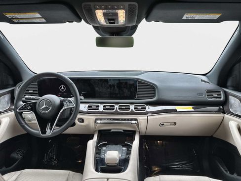 Used 2025 Mercedes-Benz GLE 450e 4MATIC image 21