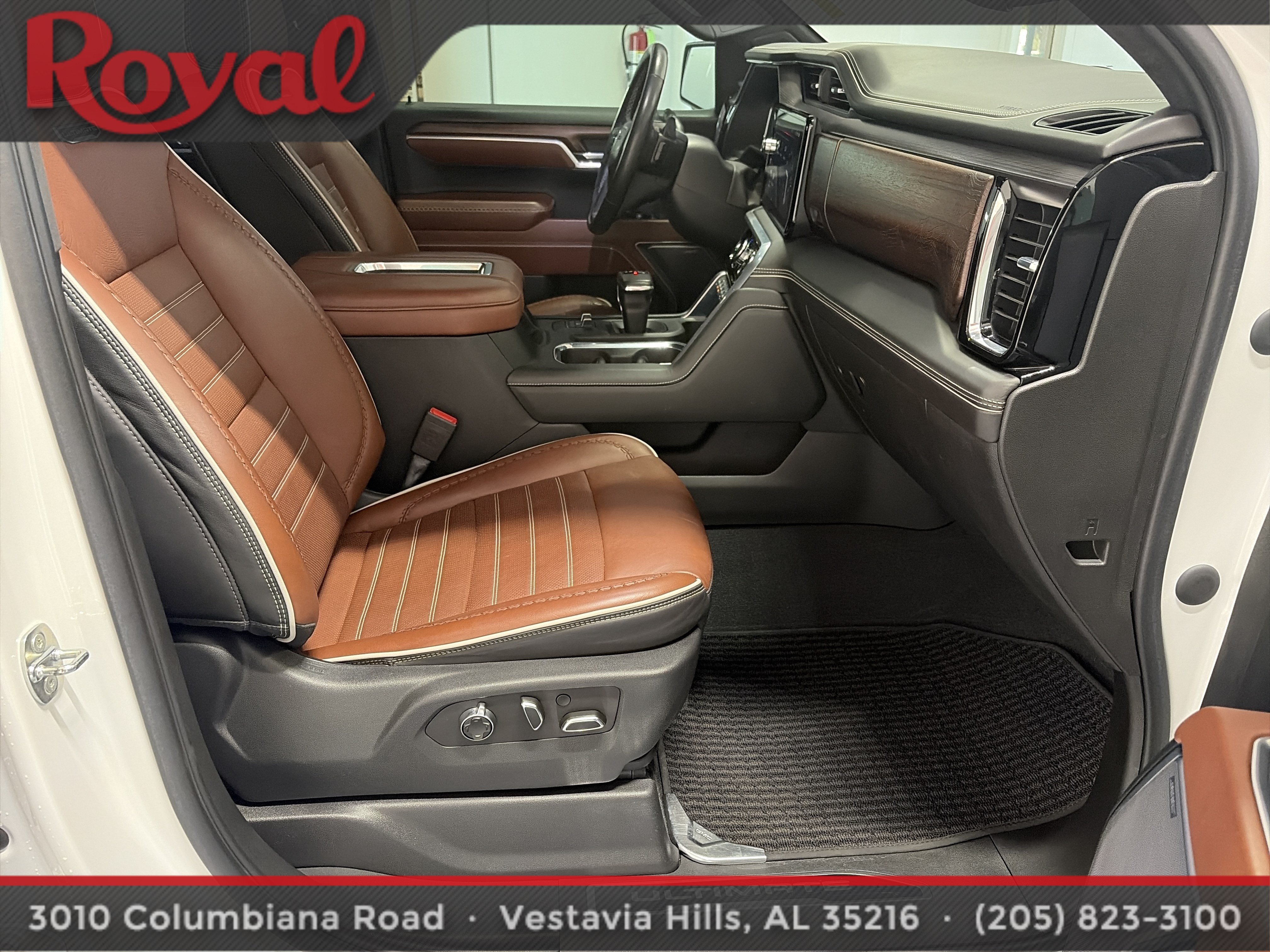 Used 2022 GMC Sierra 1500 Denali Ultimate AWD/4WD image 8