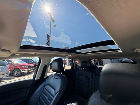 Certified 2020 Ford Edge SEL w/ Convenience Package AWD/4WD image 30