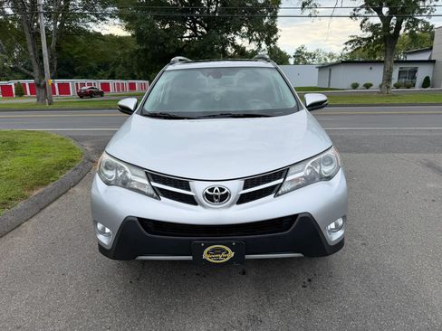 Used 2015 Toyota RAV4 Limited w/ Technology Package AWD/4WD image 2