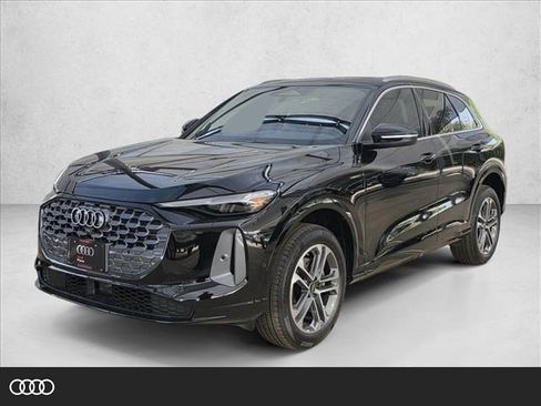 New 2026 Audi Q5 Premium Plus image 1