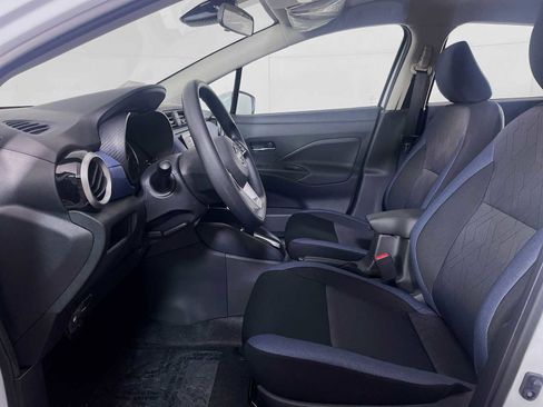 New 2025 Nissan Versa SV w/ Trunk Package image 4