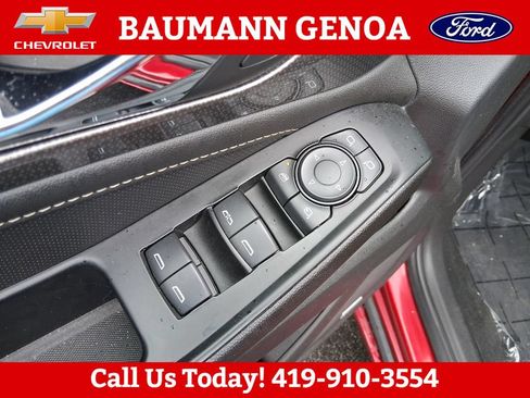 Used 2023 Chevrolet Traverse Premier w/ LPO, Floor Liner Package AWD/4WD image 11