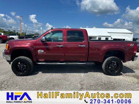Used 2014 GMC Sierra 2500 SLE w/ SLE Preferred Package AWD/4WD image 8