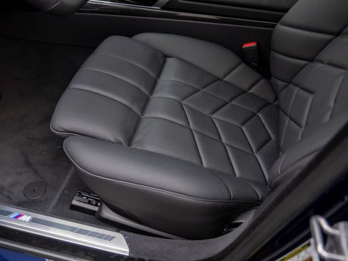 New 2026 BMW 750e xDrive w/ Executive Package AWD/4WD image 17