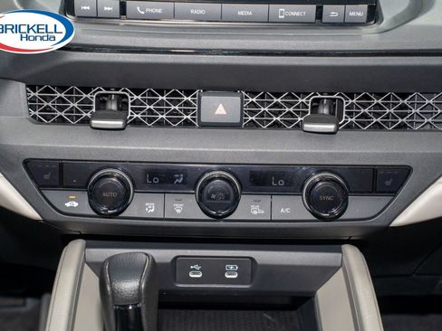 Certified 2023 Honda Accord EX image 25