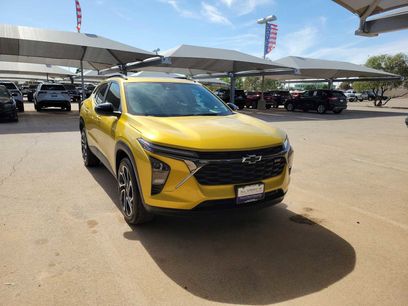 Used 2025 Chevrolet Trax RS w/ Sunroof Package