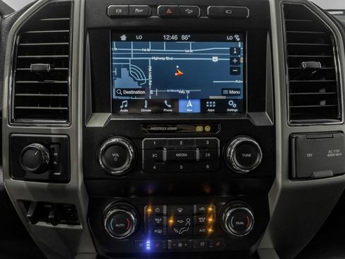 Used 2019 Ford F350 Lariat w/ Lariat Value Package AWD/4WD image 25