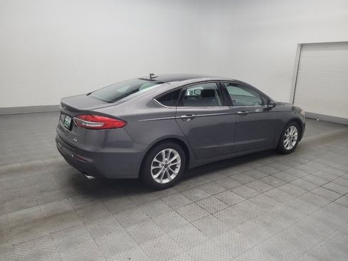 Used 2019 Ford Fusion SE FWD image 10