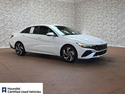 Used 2025 Hyundai Elantra SEL