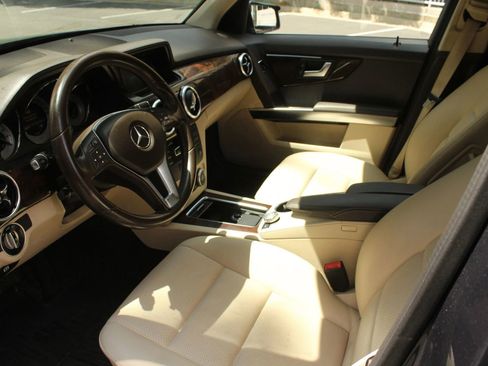 Used 2013 Mercedes-Benz GLK 350 4MATIC w/ Premium 1 Pkg w/o Sunroof image 15