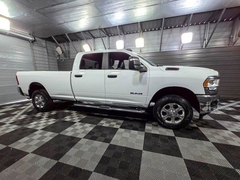 Used 2023 RAM 2500 Big Horn w/ Level 1 Equipment Group image 9
