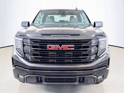 Certified 2026 GMC Sierra 1500 Elevation AWD/4WD image 2