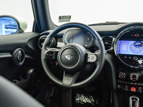 Used 2022 MINI Cooper Convertible image 13