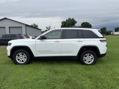 Used 2025 Jeep Grand Cherokee Laredo w/ Luxury Tech Group I