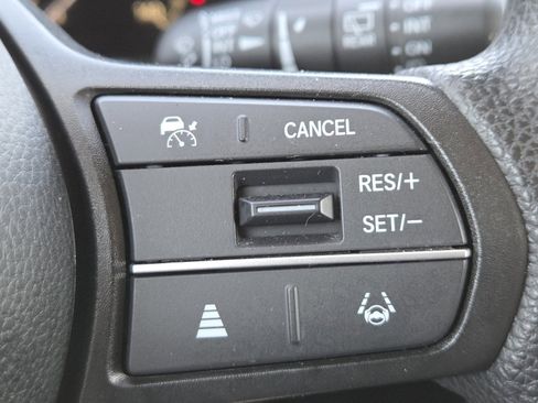 Used 2024 Honda CR-V EX image 6