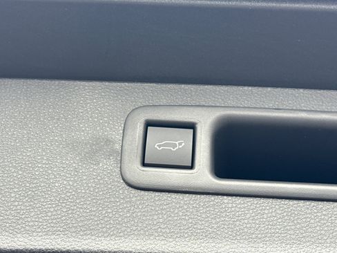 Certified 2026 Toyota Highlander Limited AWD/4WD image 14