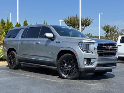 Used 2023 GMC Yukon XL SLT w/ SLT Premium Package