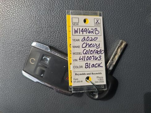 Used 2020 Chevrolet Colorado Z71 image 17