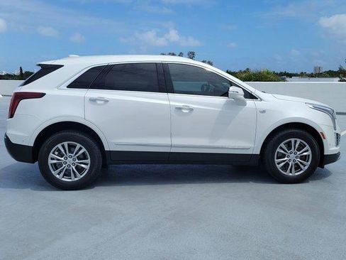 Used 2022 Cadillac XT5 Premium Luxury w/ Technology Package image 6