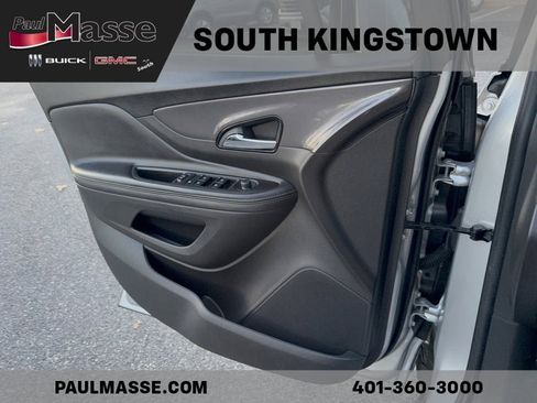 Certified 2022 Buick Encore Preferred image 11