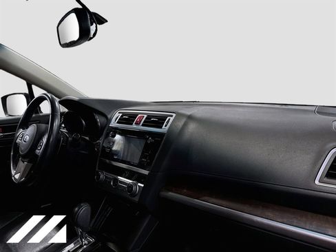 Used 2015 Subaru Outback 2.5i Limited AWD/4WD image 32